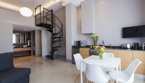 Loft (Plus)