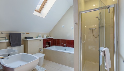 Habitación doble superior, baño privado, vistas al jardín (Shell)