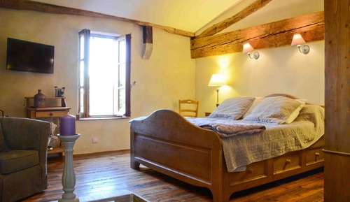 Habitación doble, baño privado, vistas a la montaña (Chambre Parme)