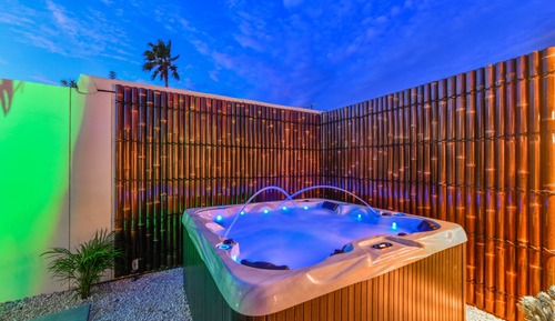 Villa de lujo, 2 habitaciones, piscina privada, vistas a la piscina