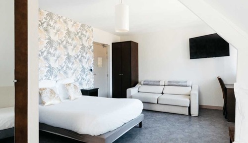 Habitación triple, vistas a la bahía
