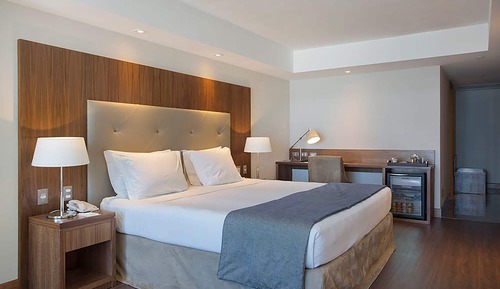 Luxo com Cama Casal
