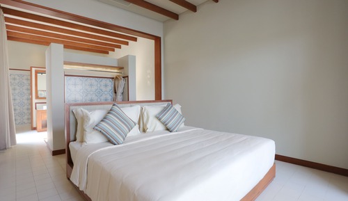 Suite, vistas a la piscina