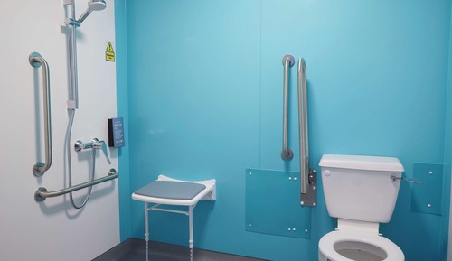 Habitación clásica con 2 camas individuales, accesible para personas con discapacidad