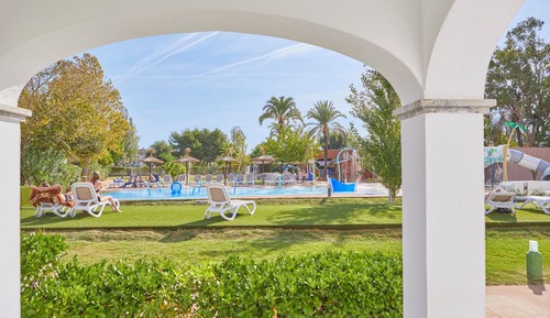 Apartamento Premium, balcón, vistas a la piscina