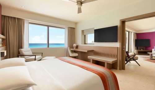 Suite Club, frente al mar (Corner Suite)