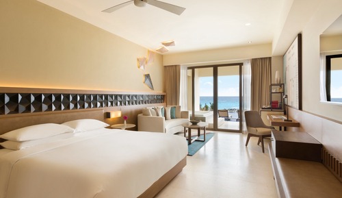 Suite, 1 cama de matrimonio grande, acceso a la piscina (Turquoize Sky Swim Up Ocean Front)