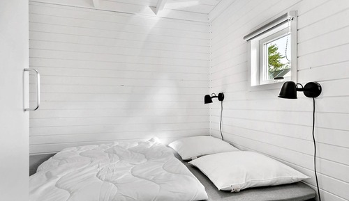 Cabaña Confort, 2 habitaciones, baño privado (Linen Excluded)