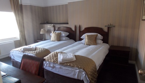 Habitación estándar con 2 camas individuales