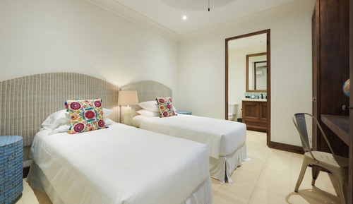 Apartamento Deluxe, varias camas, 2 baños, vistas a la ciudad (14 Calle Virginia | 2 BR | 2 BA)