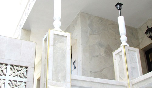 Habitación romántica con 2 camas individuales, 2 camas individuales, vistas a la montaña