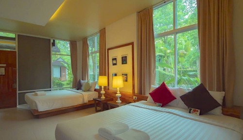 Family Room 4 Persons
