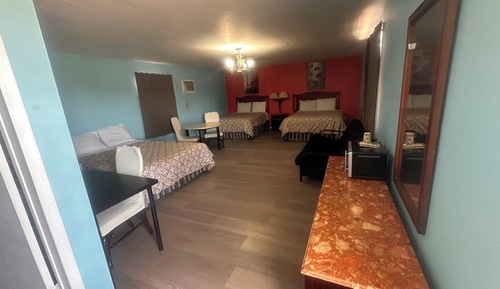 Habitación familiar, varias camas