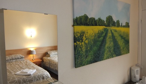 Habitación con 2 camas individuales