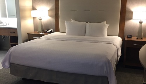 Estudio, 1 cama de matrimonio grande, accesible para personas con discapacidad (Roll In Shower)