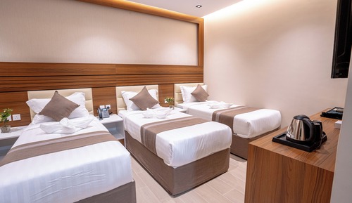 Triple Room