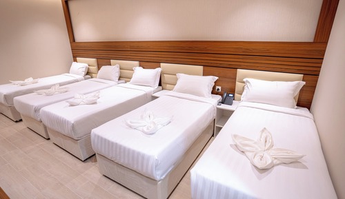 Suite (Two Rooms)