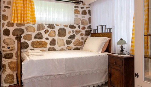 Comfort Quadruple Room, Courtyard View