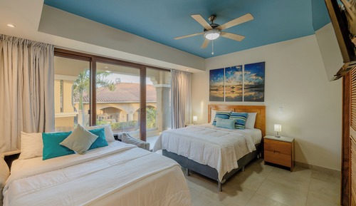 Deluxe Double Room, 1 Queen Bed with Sofa bed, Balcony, Ocean View