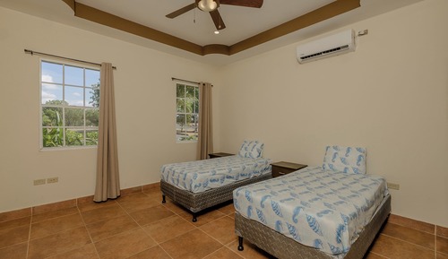 Deluxe House, 2 Bedrooms, Patio, Garden View