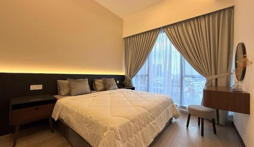 Apartamento de lujo, 2 habitaciones, vistas a la ciudad
