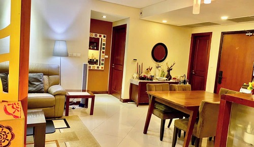 Apartamento clásico, vistas a la ciudad