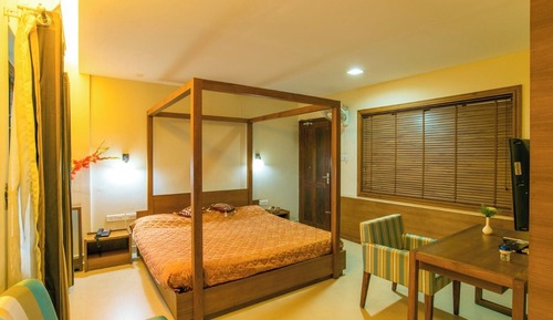 Suite Royal, balcón, vistas al jardín