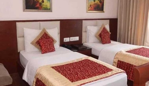Habitación Deluxe con 1 cama doble o 2 individuales, vistas a la ciudad