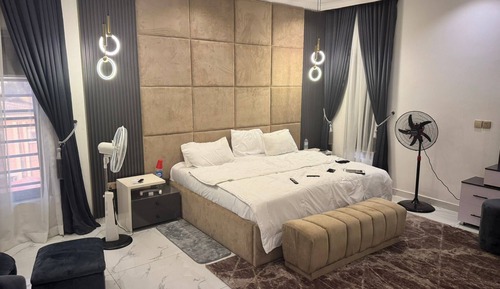 Casa, 4 habitaciones, piscina privada, vistas a la ciudad