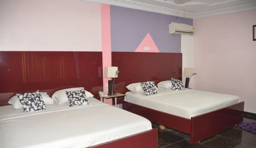 Suite familiar, vistas a la colina