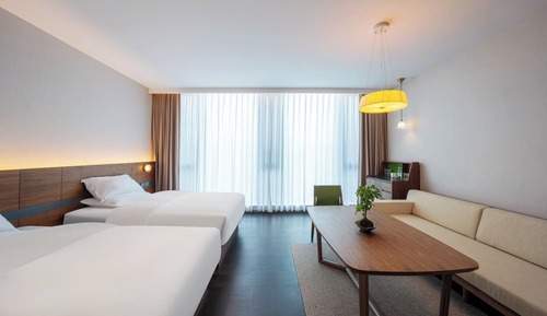Habitación estándar con 2 camas individuales, vistas a la ciudad