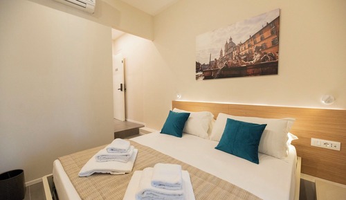 Habitación estándar con 1 cama doble o 2 individuales