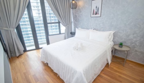 Apartamento superior, 2 habitaciones, balcón, vistas a la ciudad