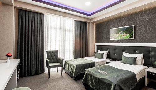Habitación estándar con 1 cama doble o 2 individuales
