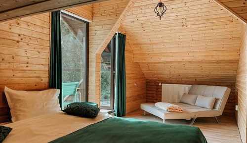 Habitación cuádruple familiar, balcón, vistas a la montaña