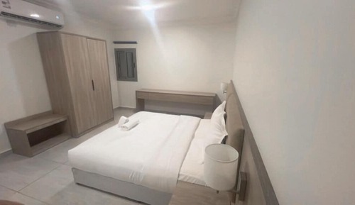 Apartamento junior, balcón