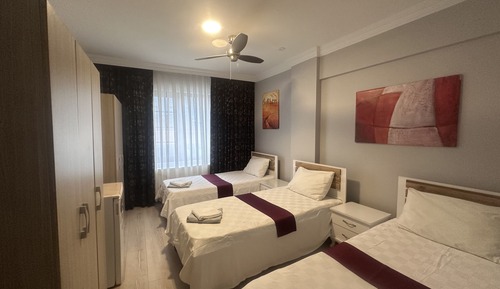 Habitación triple económica
