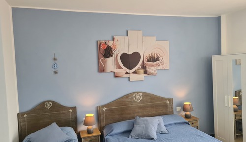 Habitación triple, vistas a la ciudad