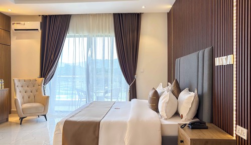 Habitación ejecutiva doble, balcón, vistas al jardín
