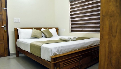 Suite familiar, balcón, vistas al jardín