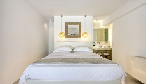 Habitación Deluxe, balcón, vistas a la piscina