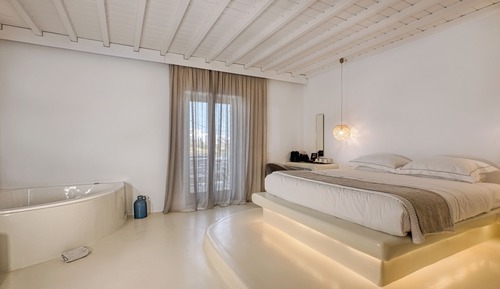 Habitación superior, balcón, vistas al jardín