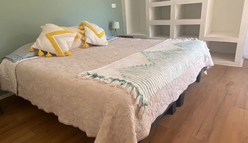 Apartamento, patio, vistas al jardín
