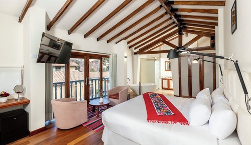 Habitación superior, 1 cama de matrimonio grande, vistas al jardín