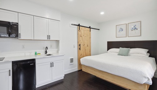Suite estudio de lujo, 1 cama de matrimonio grande, no fumadores, baño privado