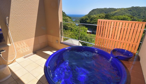 Habitación Deluxe, balcón, vistas parciales al mar