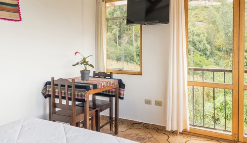 Habitación básica doble, vistas a la montaña