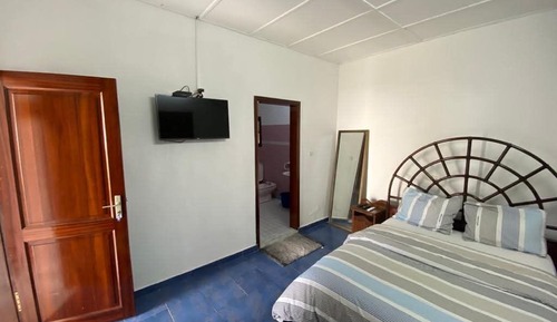 Apartamento económico, terraza, junto a la playa