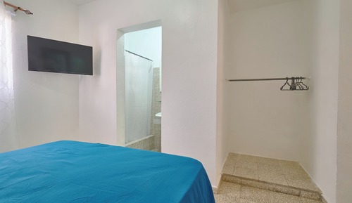 Apartamento básico, no fumadores, baño privado