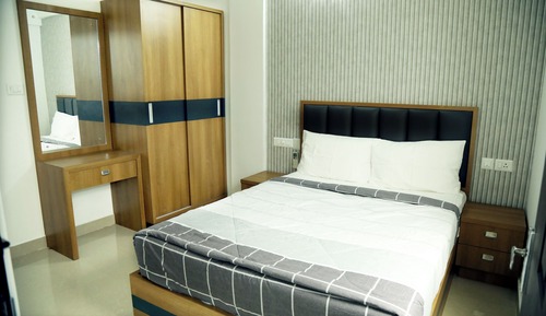 Apartamento, 1 cama de matrimonio con sofá cama, cocina básica, vistas a la ciudad